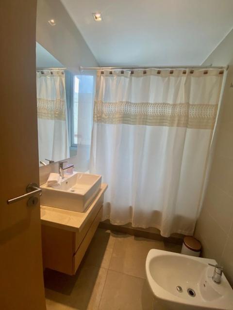 Apartment Dpto De Alta Categoria, Completo Y Comodo En El Corazon De Mendoza